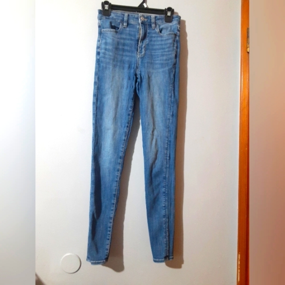 American Eagle Super High Rise Jegging  Light Blue Jeans Women's Size 8 Long